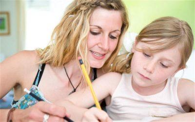 Otthon tanulási tippek: szülő és gyermek együtt tanul